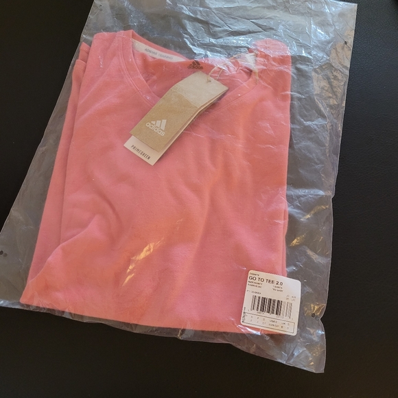 NEW Adidas training t-shirt - Picture 11 of 13